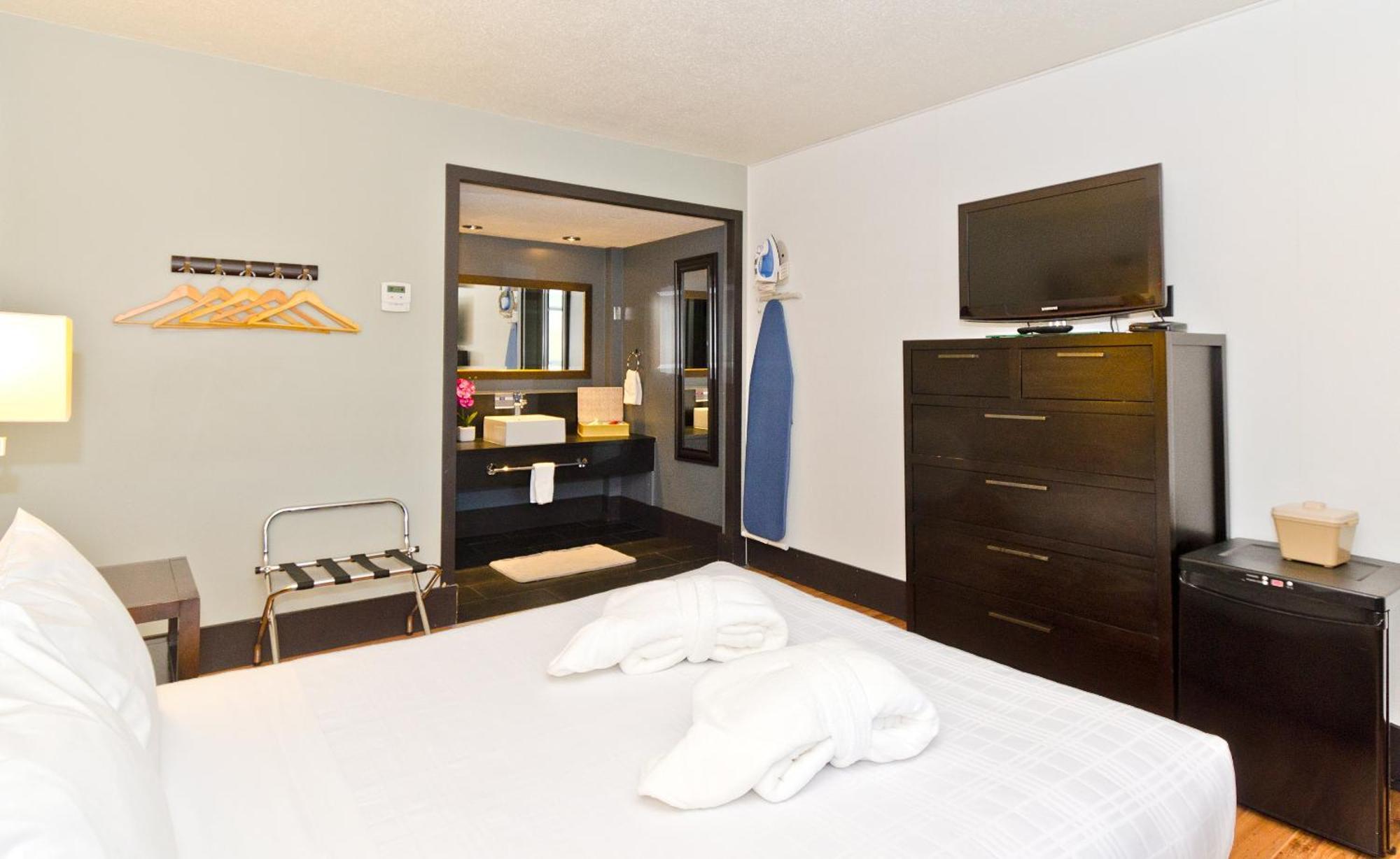 Queen Room