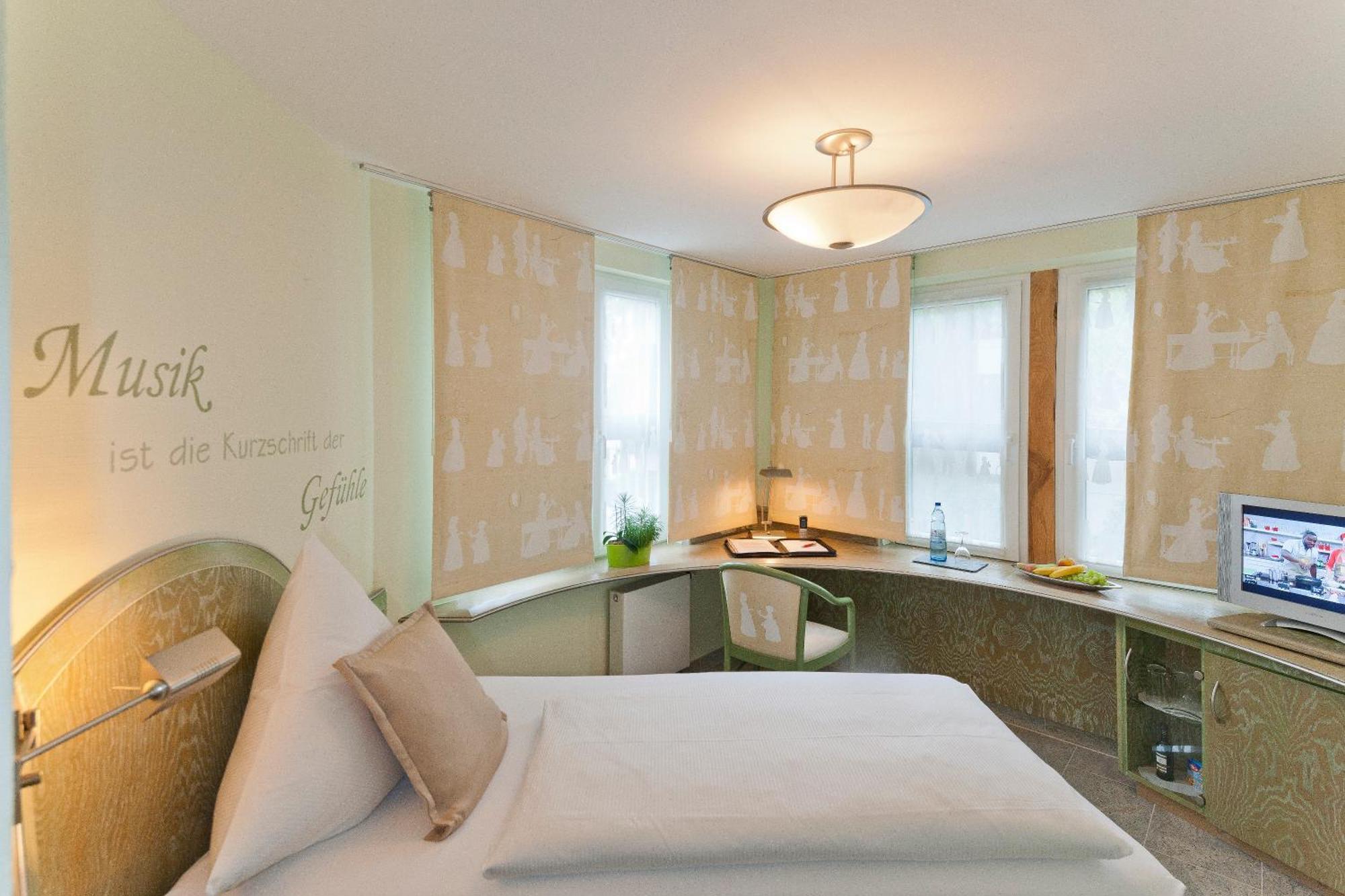 Standard Single Room