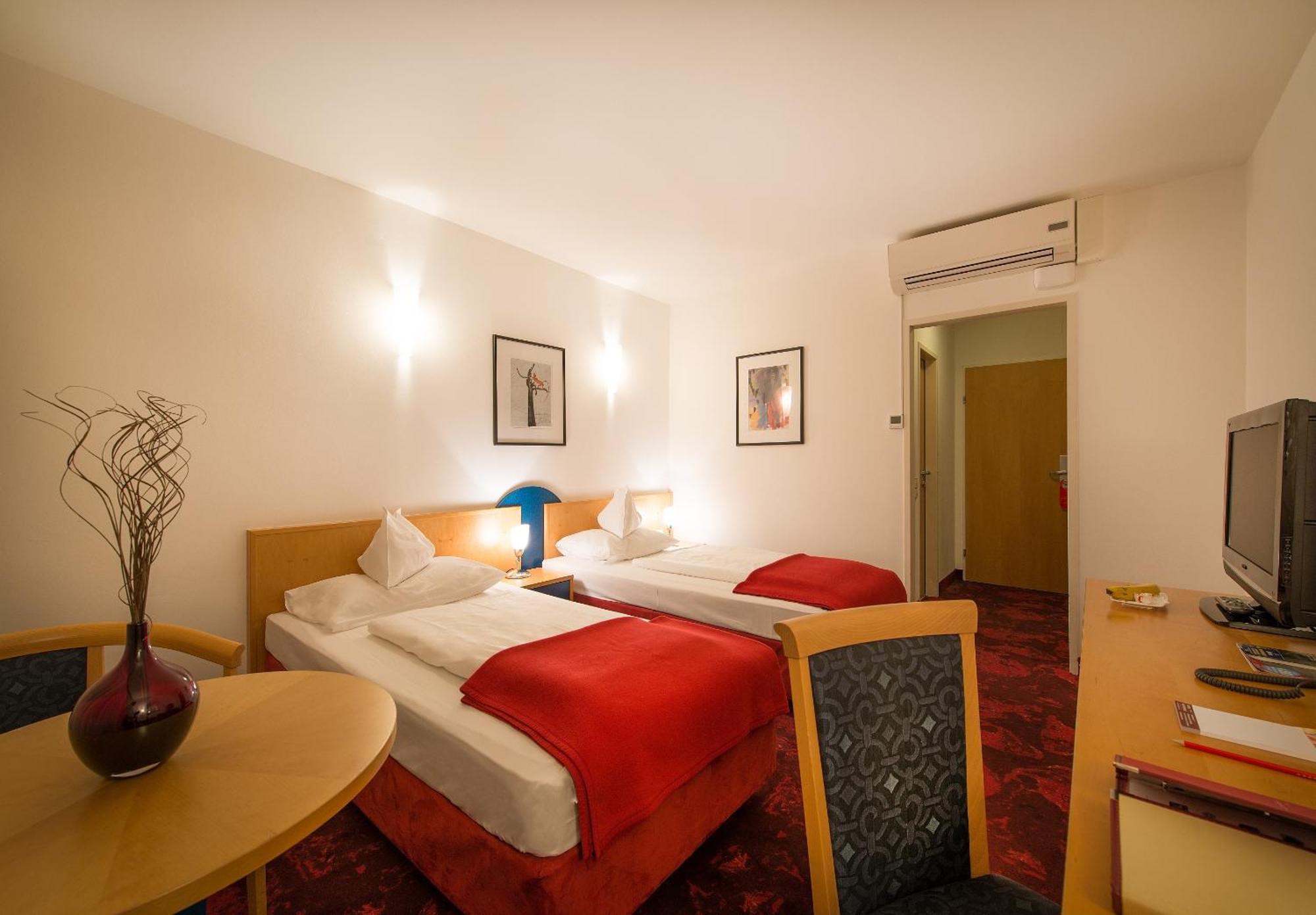 Comfort Double or Twin Room