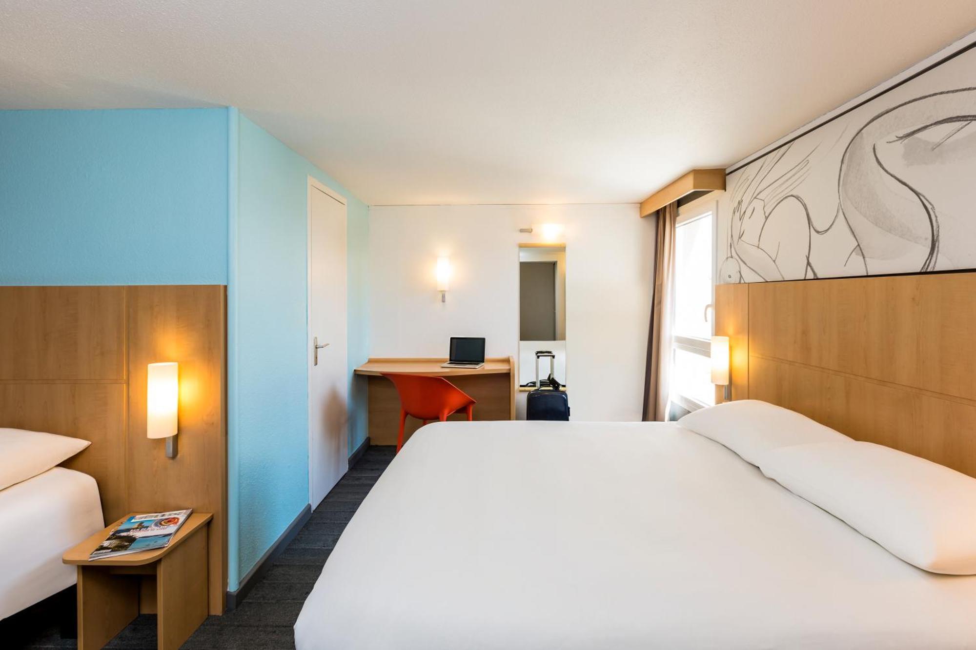 Chambre Standard avec 1 Lit Double et 1 Lit Simple
