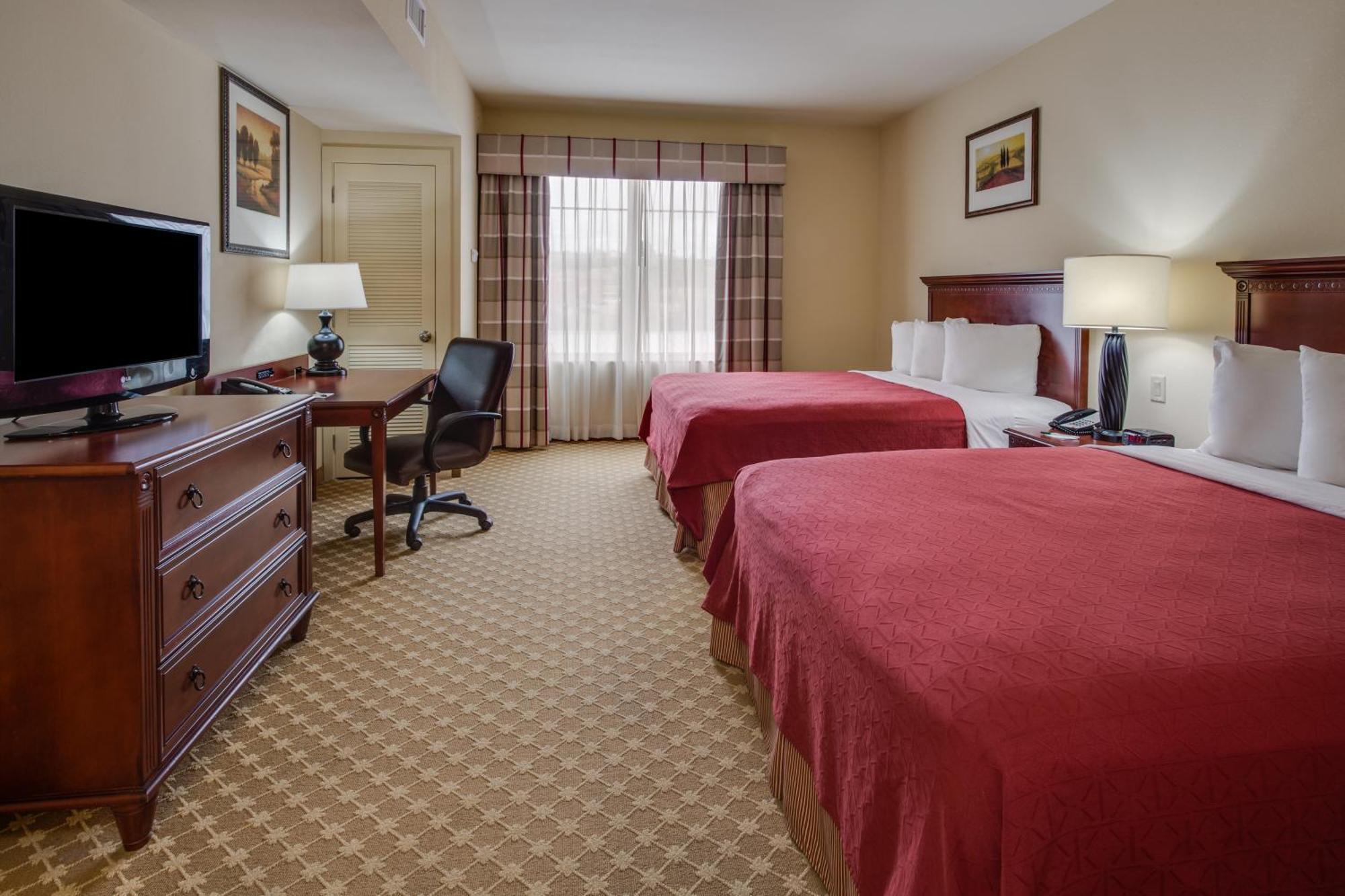 Queen Room Two Queen Beds Disability Access or Non-Smoking
