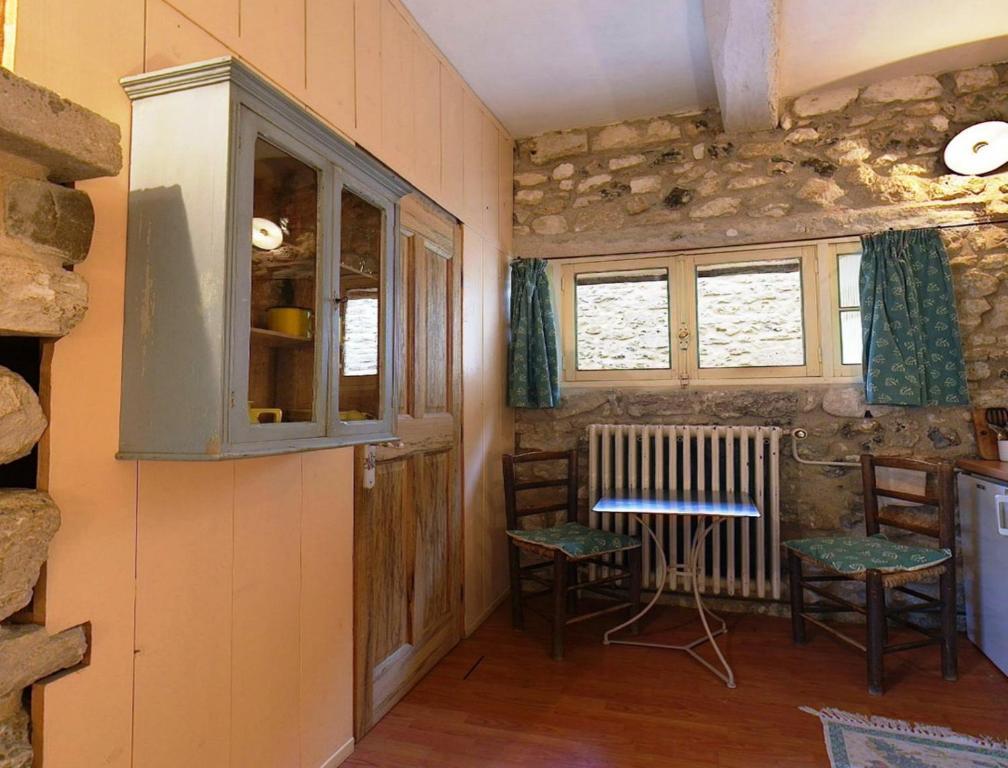 Studio Apartment (2 Adults),31036472:JPEG
