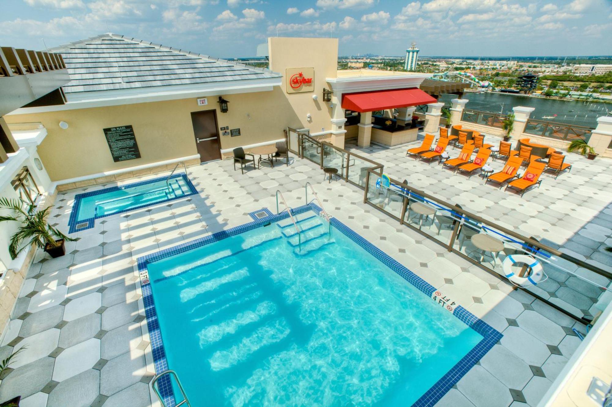 Suíte de 1 Quarto com Cama King-Size e Vista da Cidade - Acesso ao Andar VIP (SEM TAXA DE RESORT)