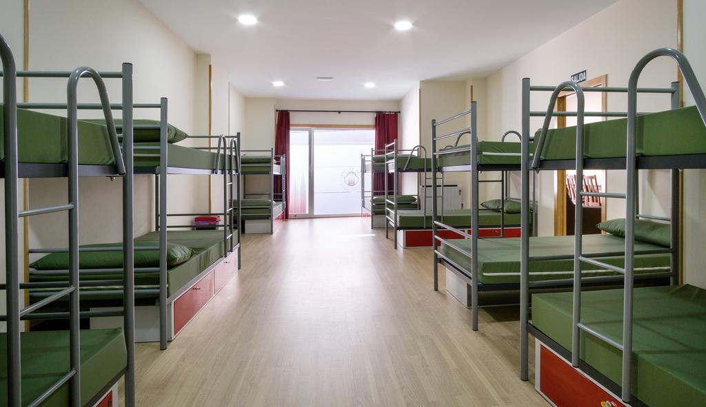 Bunk Bed Mixed Dormitory Room