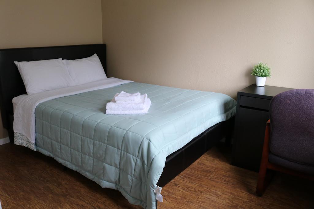 Double Room Private External Bathroom