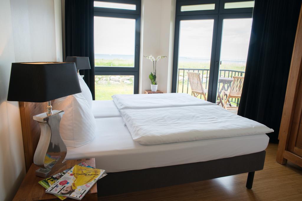 Two-Bedroom Apartment Sea View,706228072:JPEG
