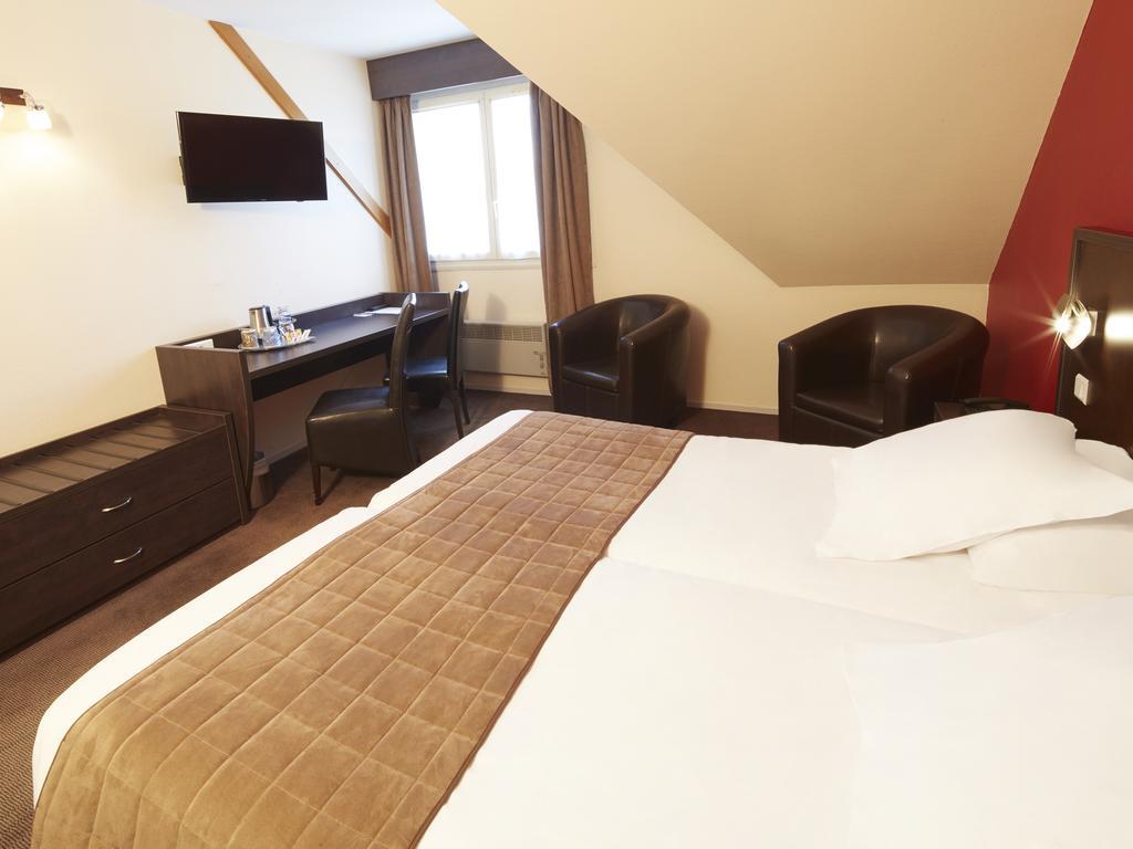 Twin Room 2 Single Beds