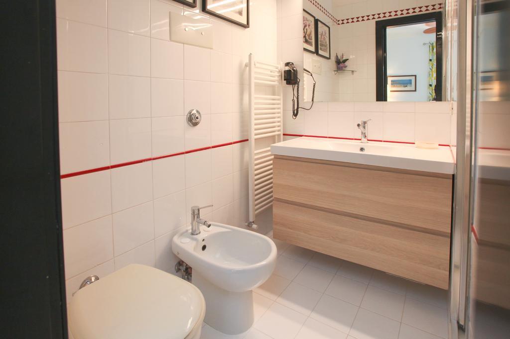 Double or Twin Room Garden View