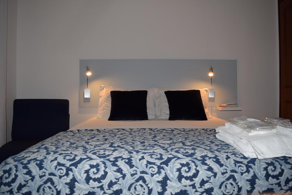 Quarto Duplo