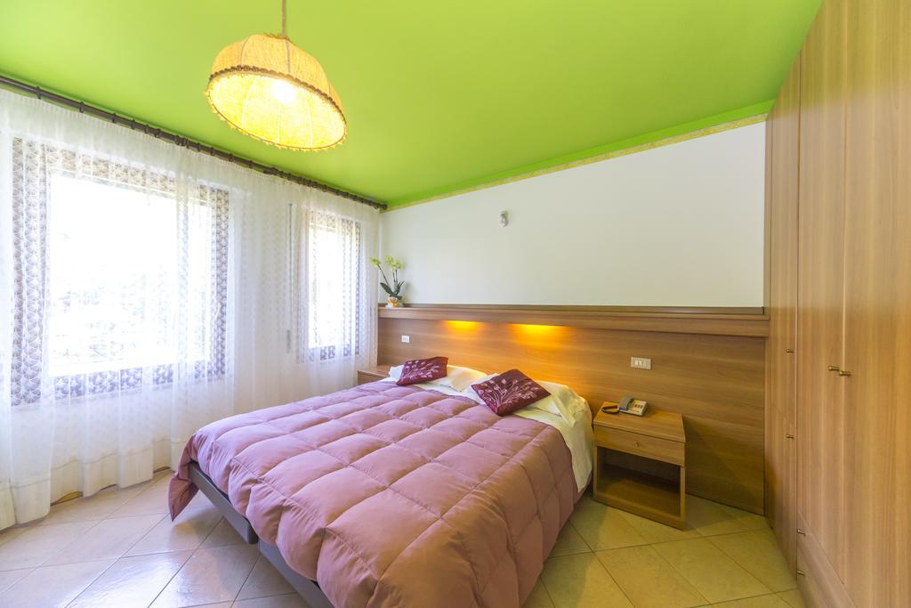 Classic Quadruple Room