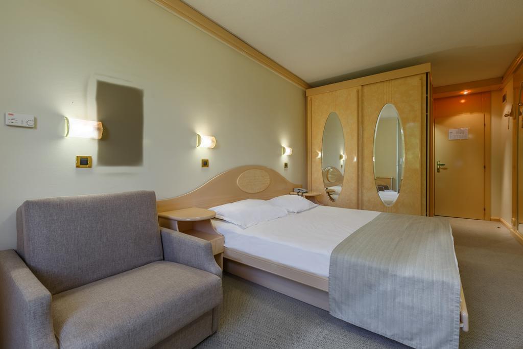 Economy Kamer