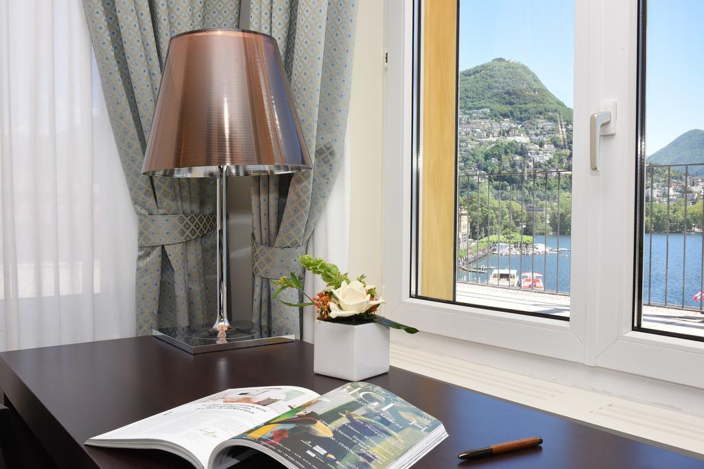 Small Single Room with Lake View