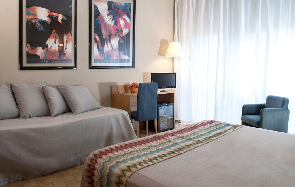 Quadruple Room,523827522:JPEG