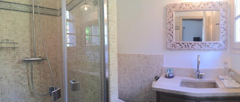 Double Room Shower