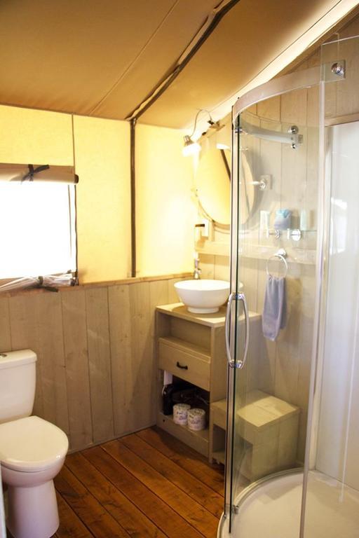 Deluxe Glamping Tent Two Queens
