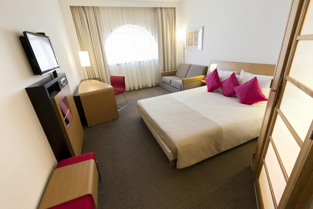 Superior Double Room Sofa