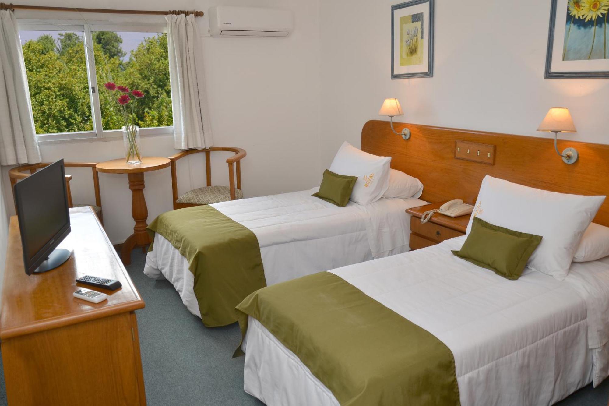 Twin Room,1228420373:JPEG
