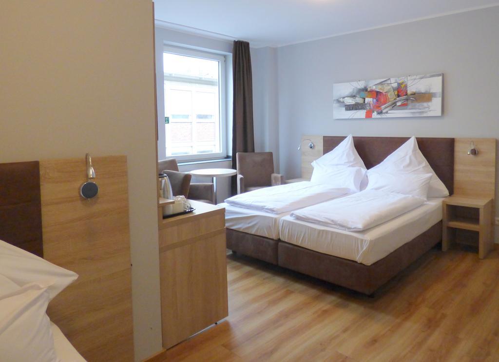 Comfort Triple Room