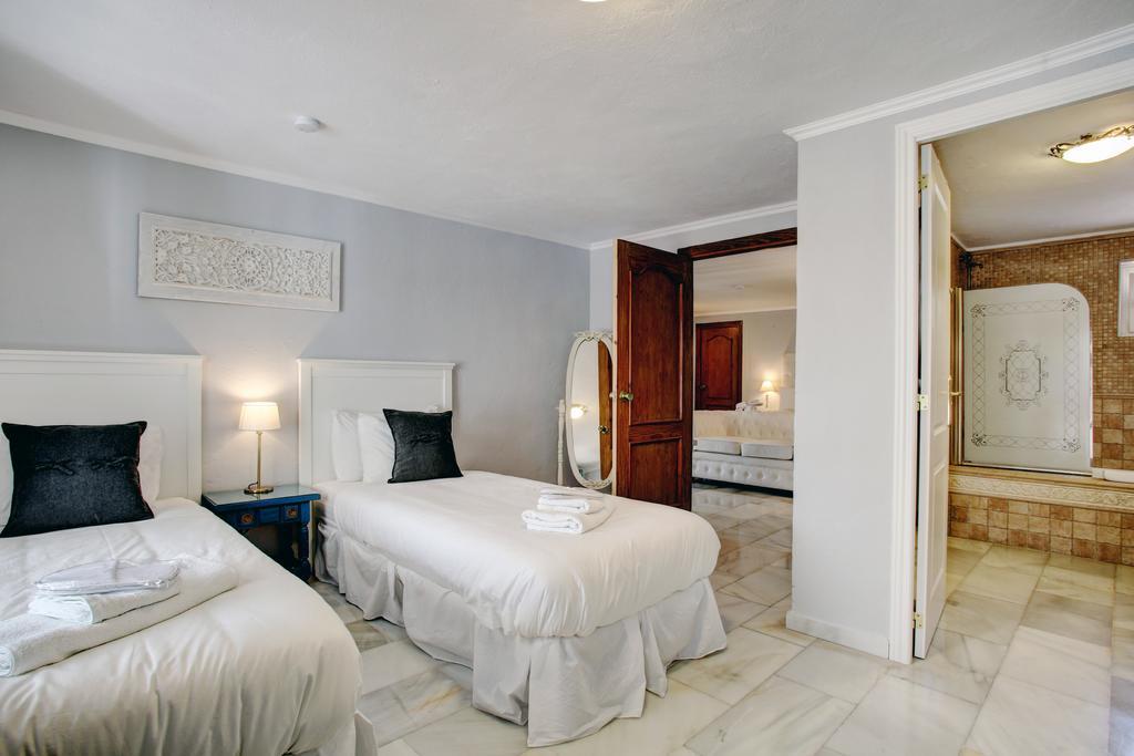 Two-Bedroom Suite,315582121:JPEG