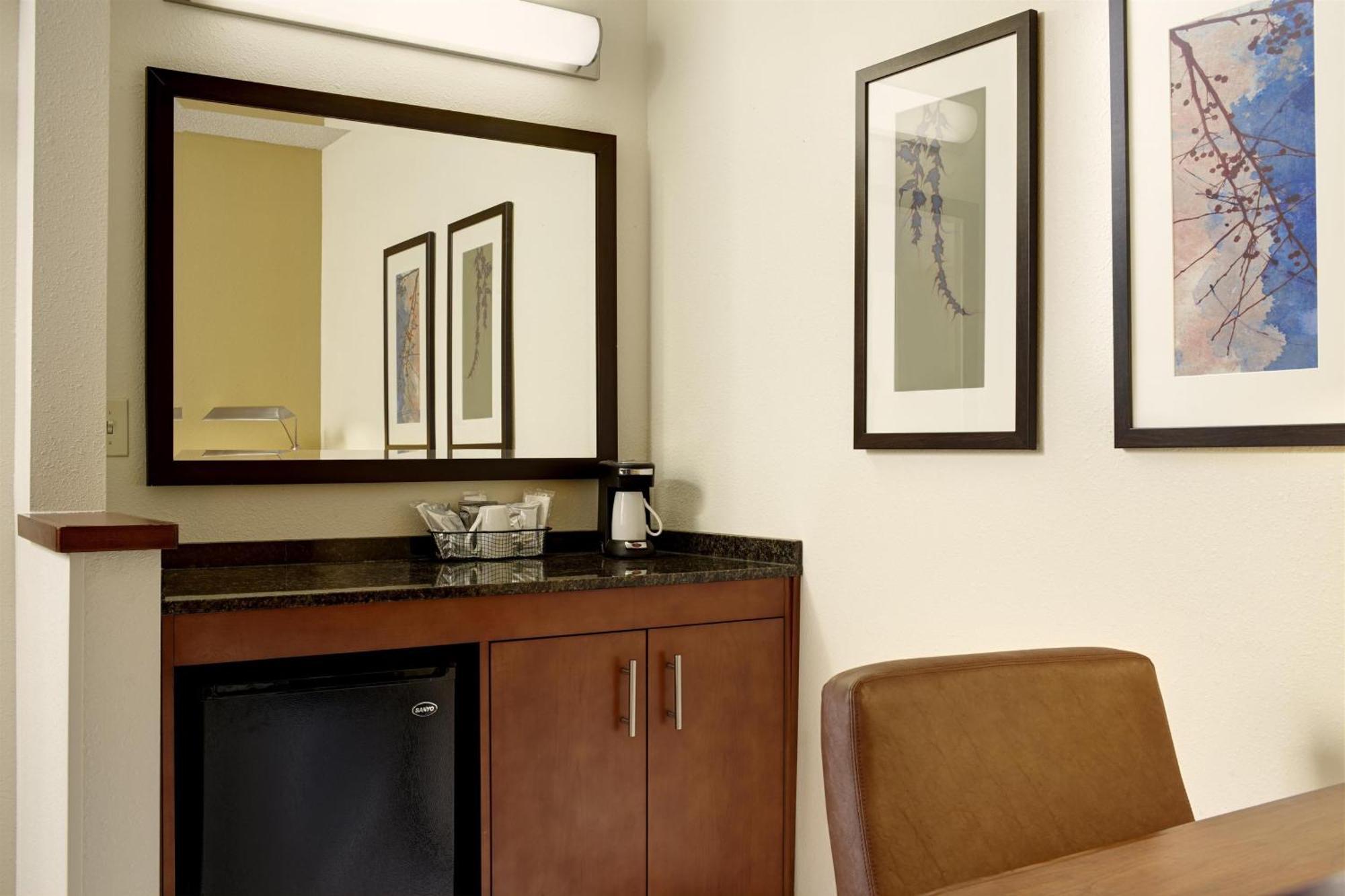 King Room with Sofa Bed - High Floor