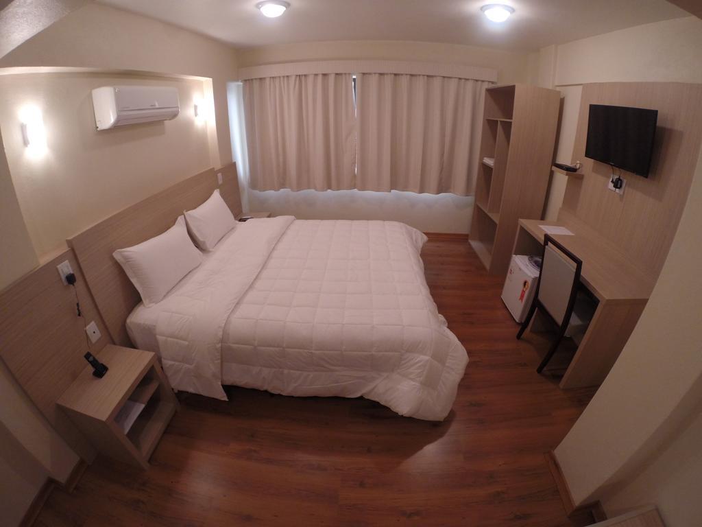 Quarto Duplo Deluxe