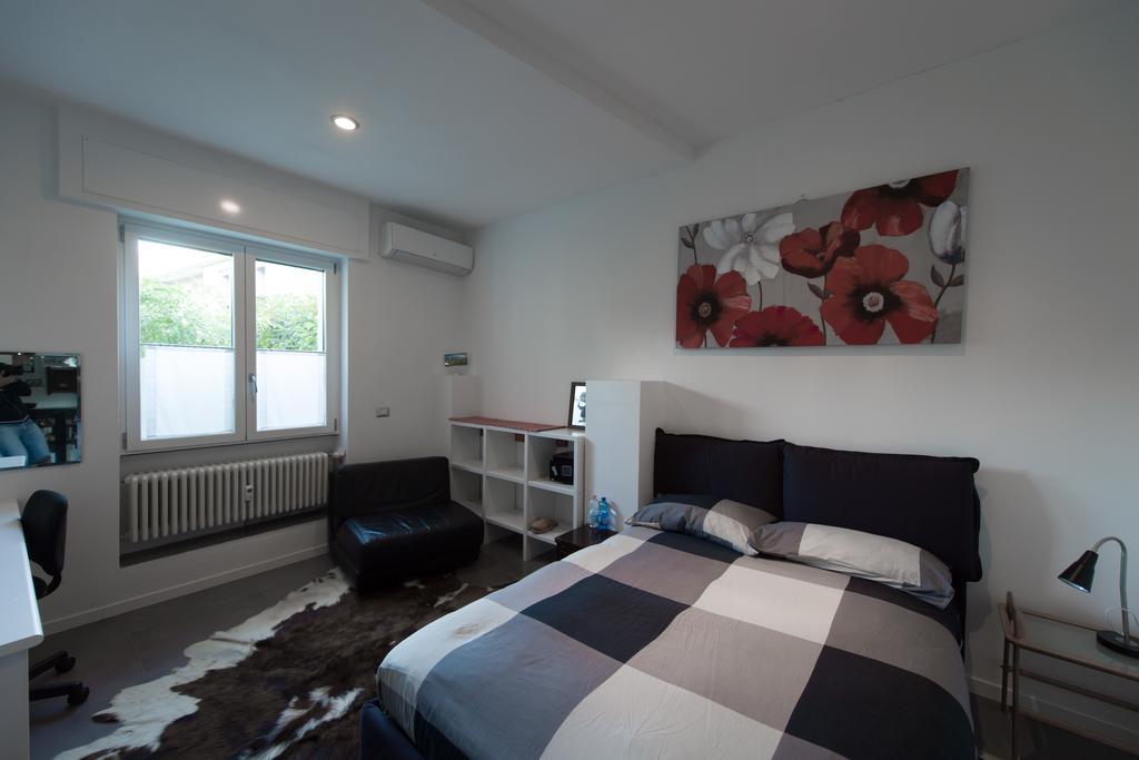 Double Room Private External Bathroom