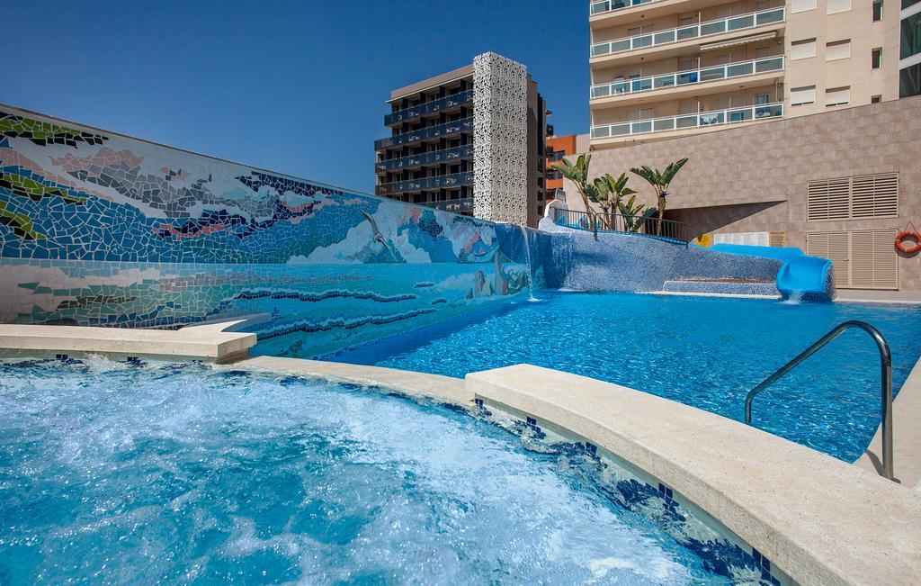 Suite Junior con terraza (2 adultos + 3 niños)