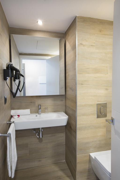 Suite (2 adultos + 1 niño)