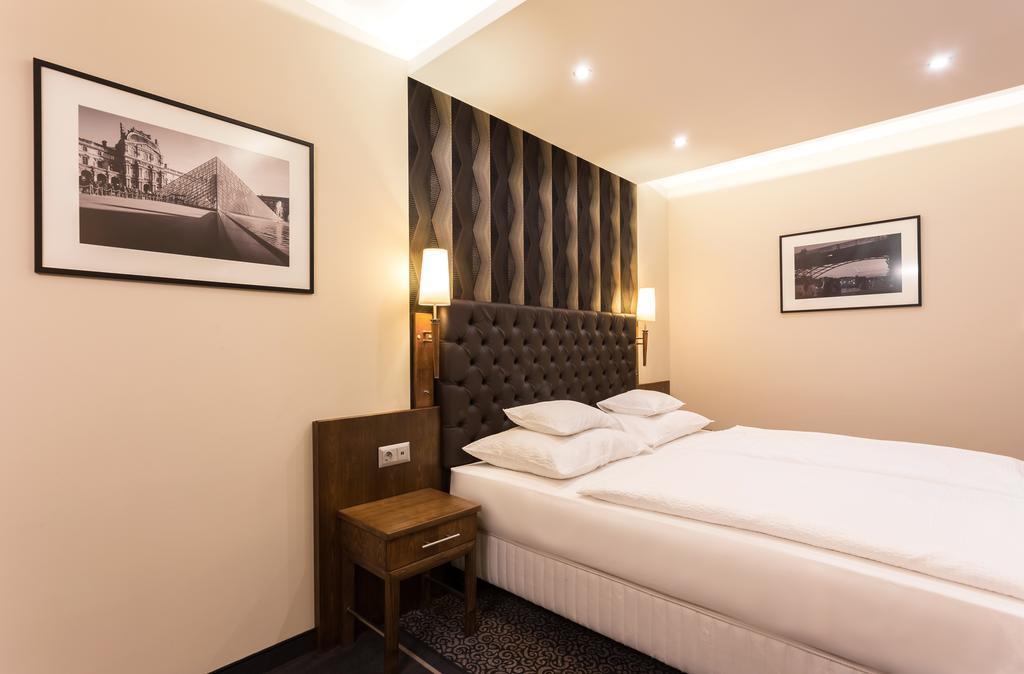 Premium Twin Room