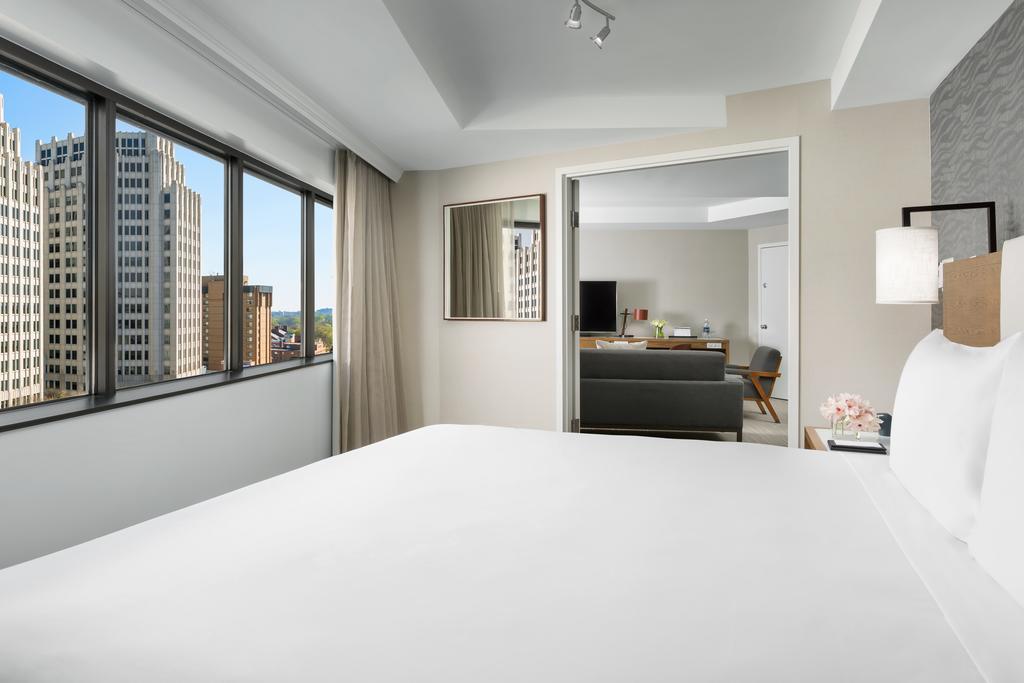 Executive Suite,1275568513:JPEG