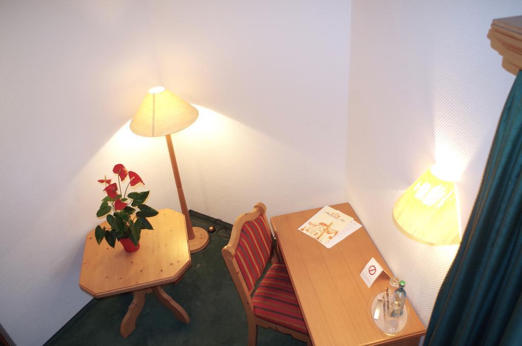 Standard Zweibettzimmer