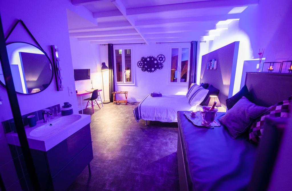 Deluxe Double Room Factory