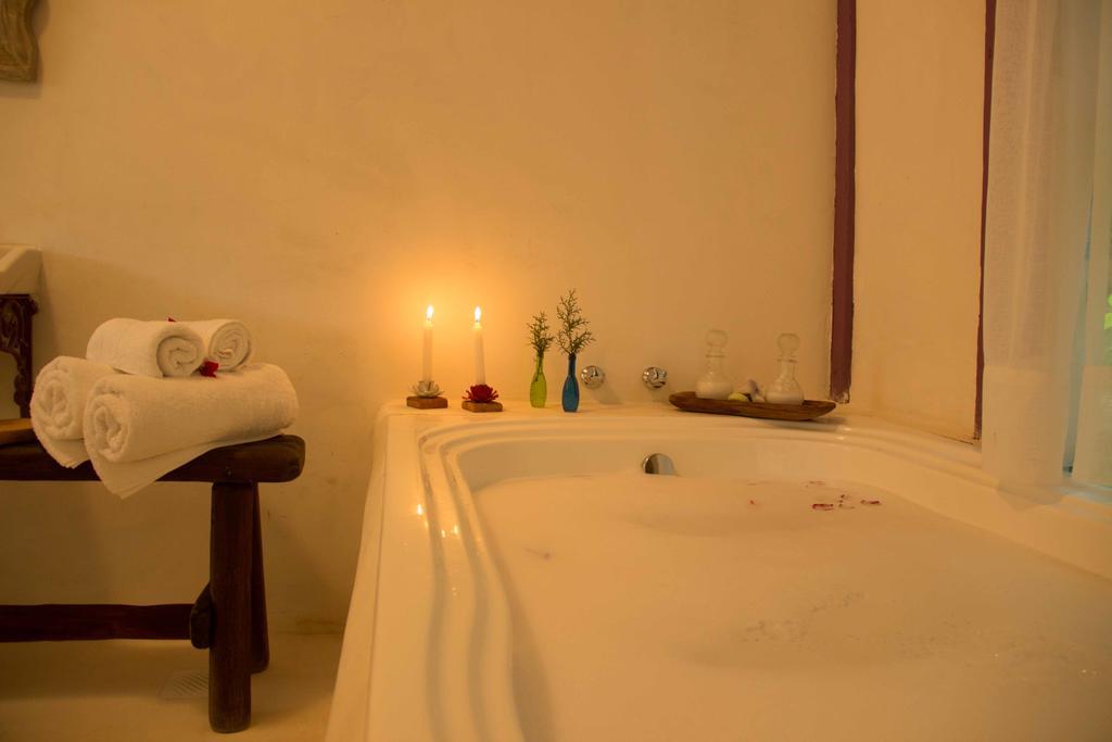 Suite Spa Bath