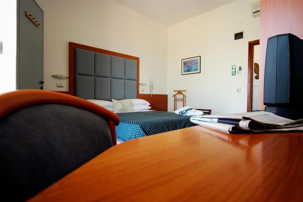 Double or Twin Room with Balcony,643559196:JPEG