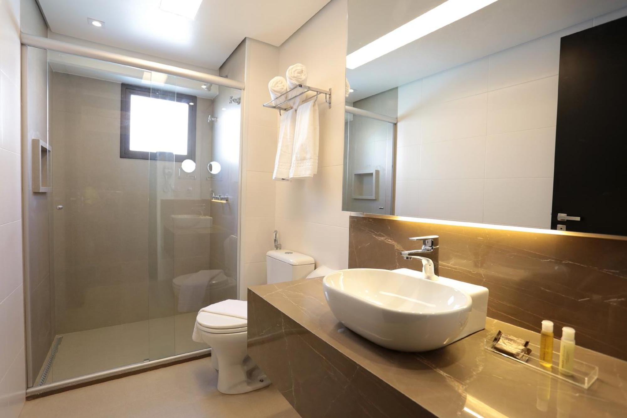 Quarto deluxe com 2 camas de casal