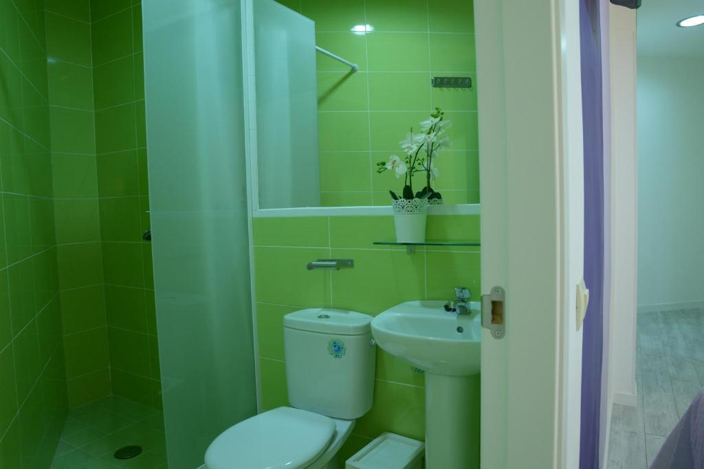 Triple Room Private Bathroom