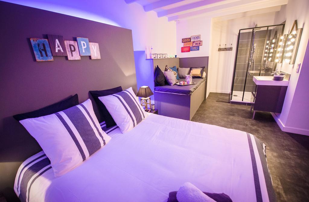 Deluxe Double Room Factory