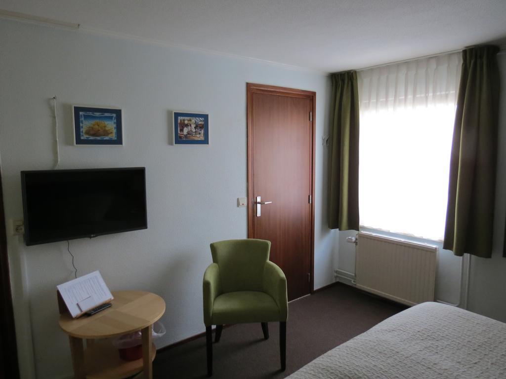 Double Room Private Bathroom