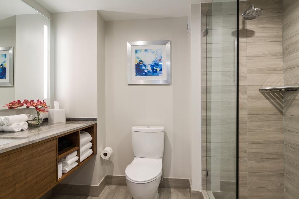 Intracoastal View King Bed Room