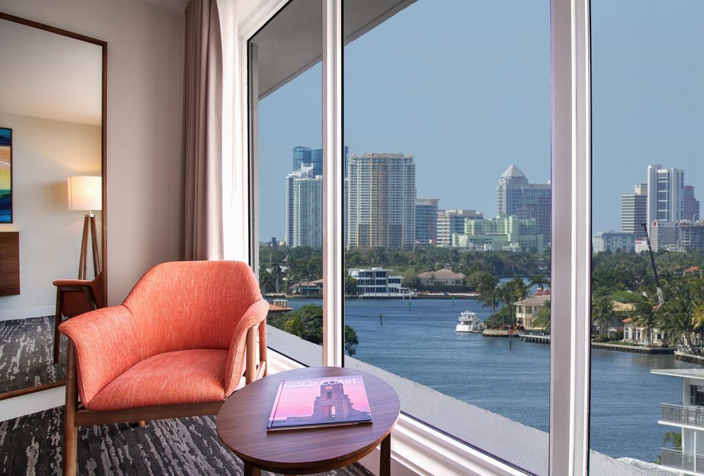 Intracoastal View King Bed Room