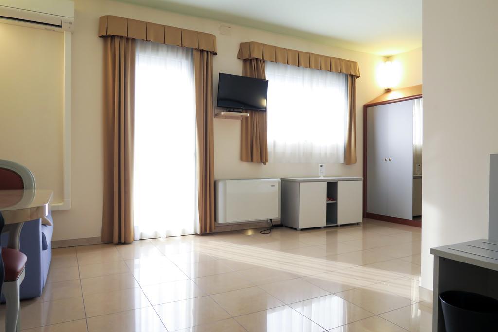 Double or Twin Room Balcony