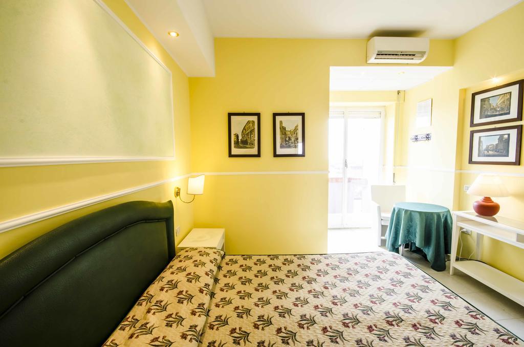 Double Room Balcony Sea View