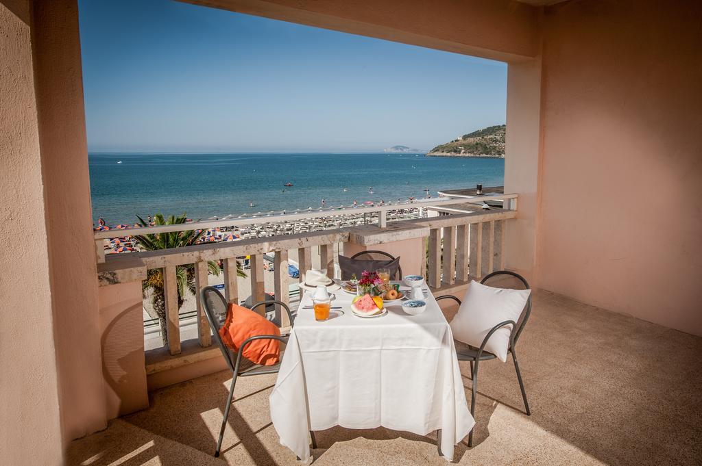 Family Room Terrace Sea View