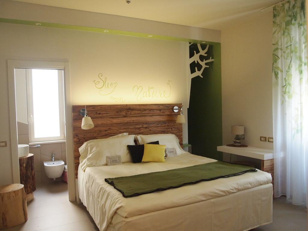 Deluxe Double Room with Balcony,379000921:JPEG