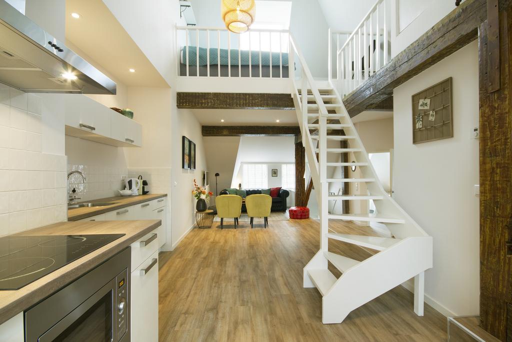 Deluxe Apartment