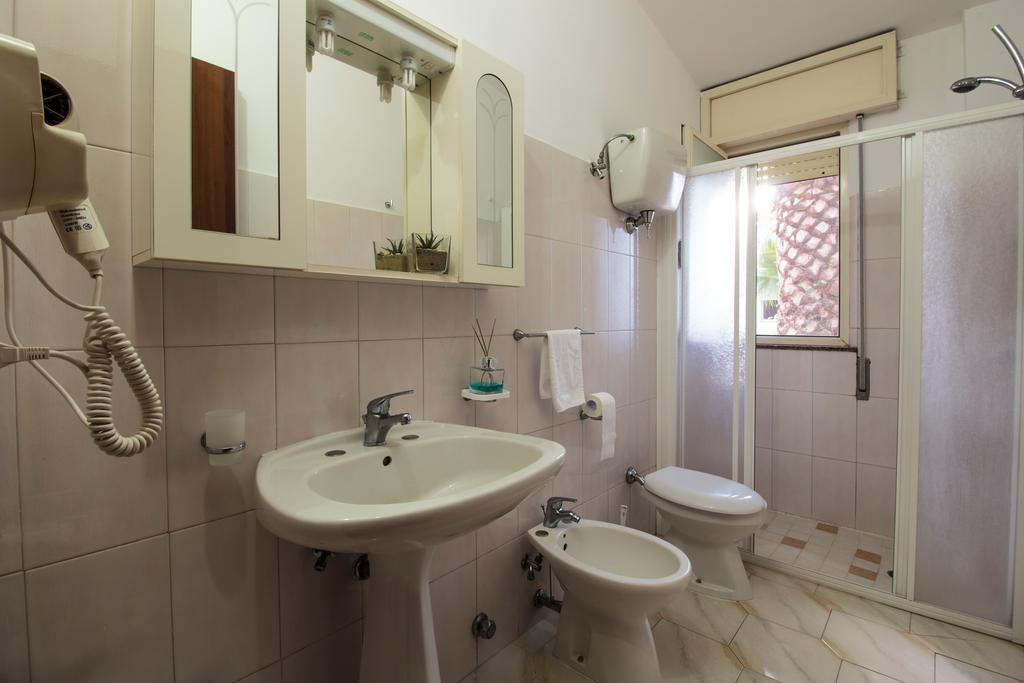 One-Bedroom Apartment Annex