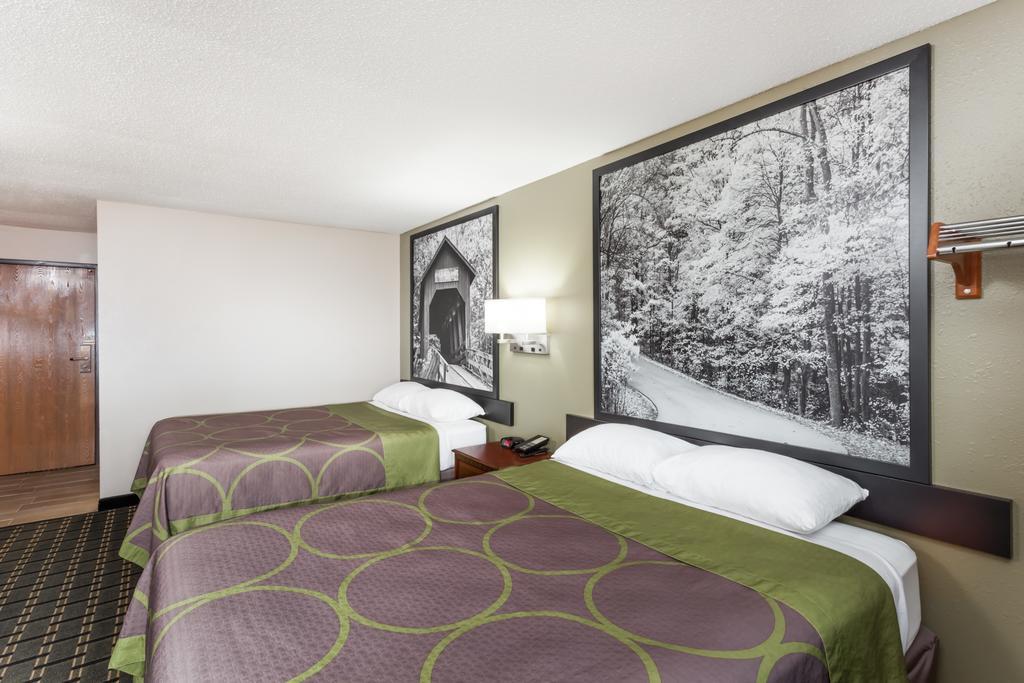 Deluxe Queen Room Two Queen Beds Non-Smoking