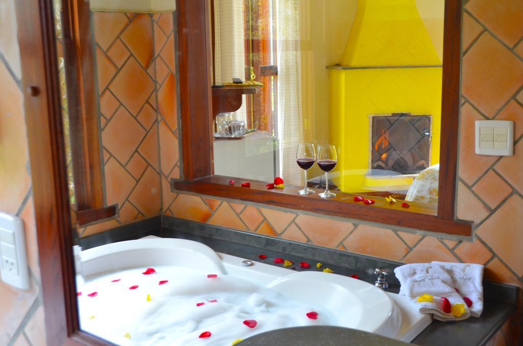 Queen Suite Spa Bath