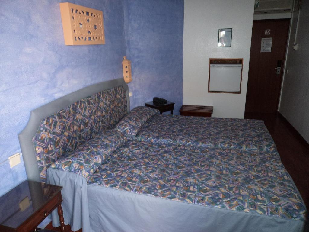 Twin Room Balcony Front View