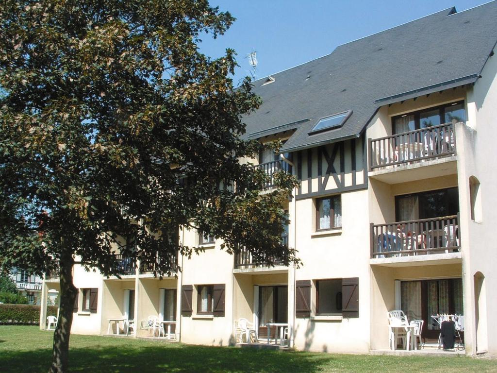 One-Bedroom Apartment or Two-Bedroom Apartment